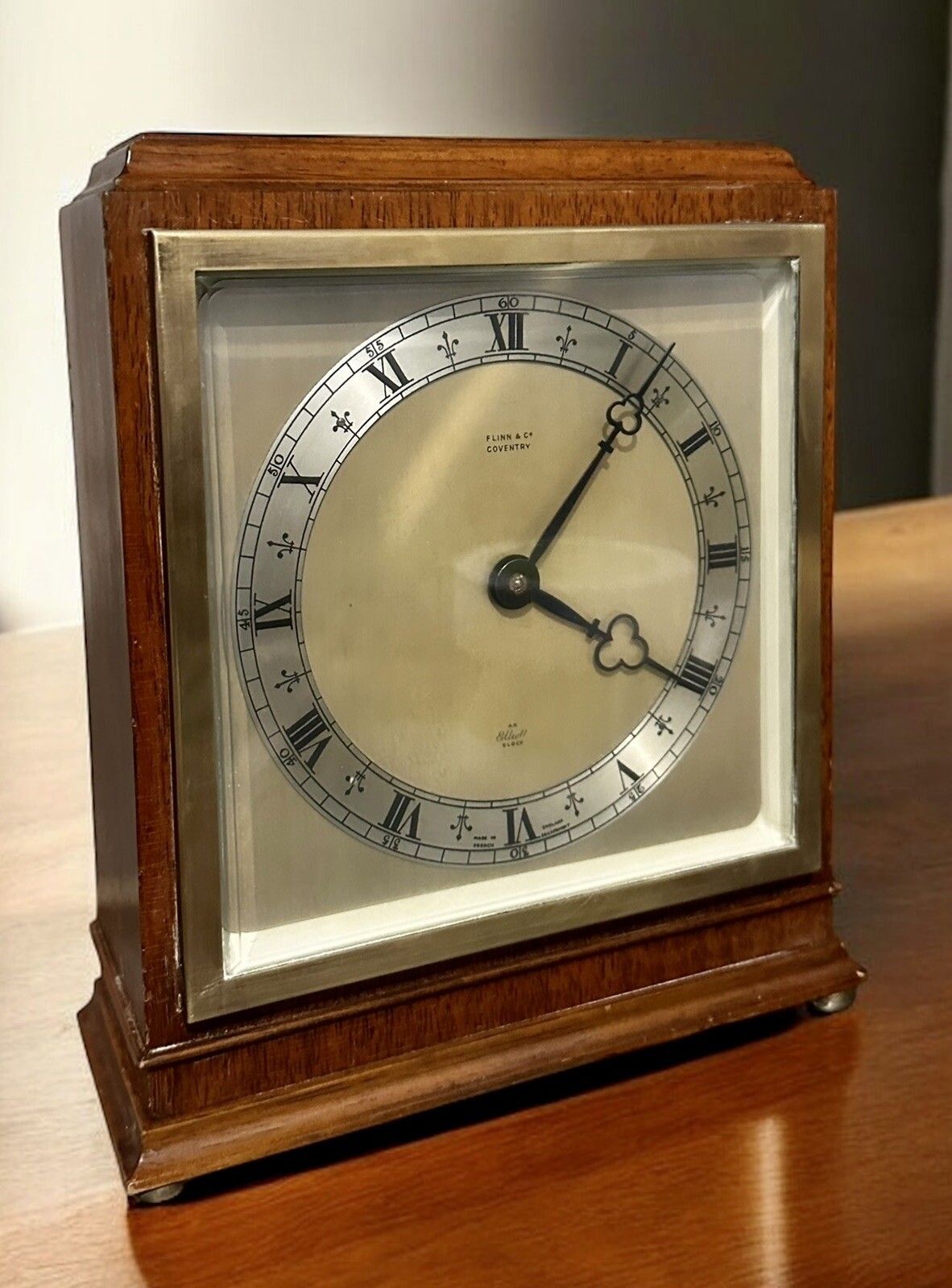 Vintage Elliott London 8 Day Mantel Clock – Oak Cased Clock S  Superb Quality photo for sale