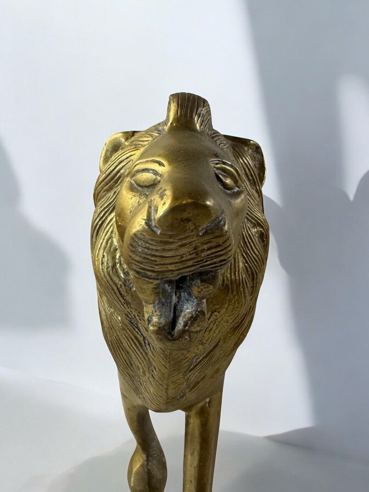 Antique Old Lion Figure Sculpture, Golden Brass Lion Heavy photo Art
