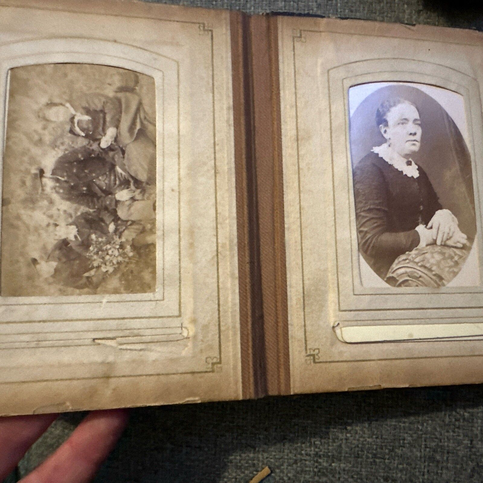 photo buy Antique Victorian Photograph Album Tooled Leather