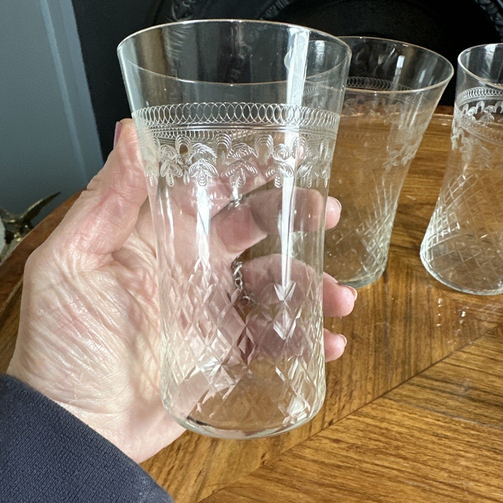 Edwardian Pall Mall Lady Hamilton Etched Whisky Tumblers Glass Set Beautiful photo for sale