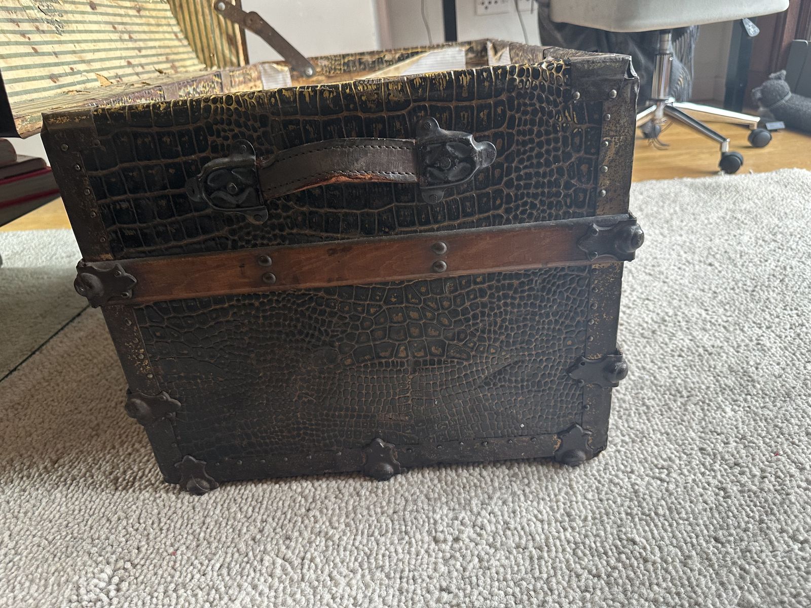 250.0 Victorian Steamer Trunk – Dome Top, Faux Crocodile Skin photo