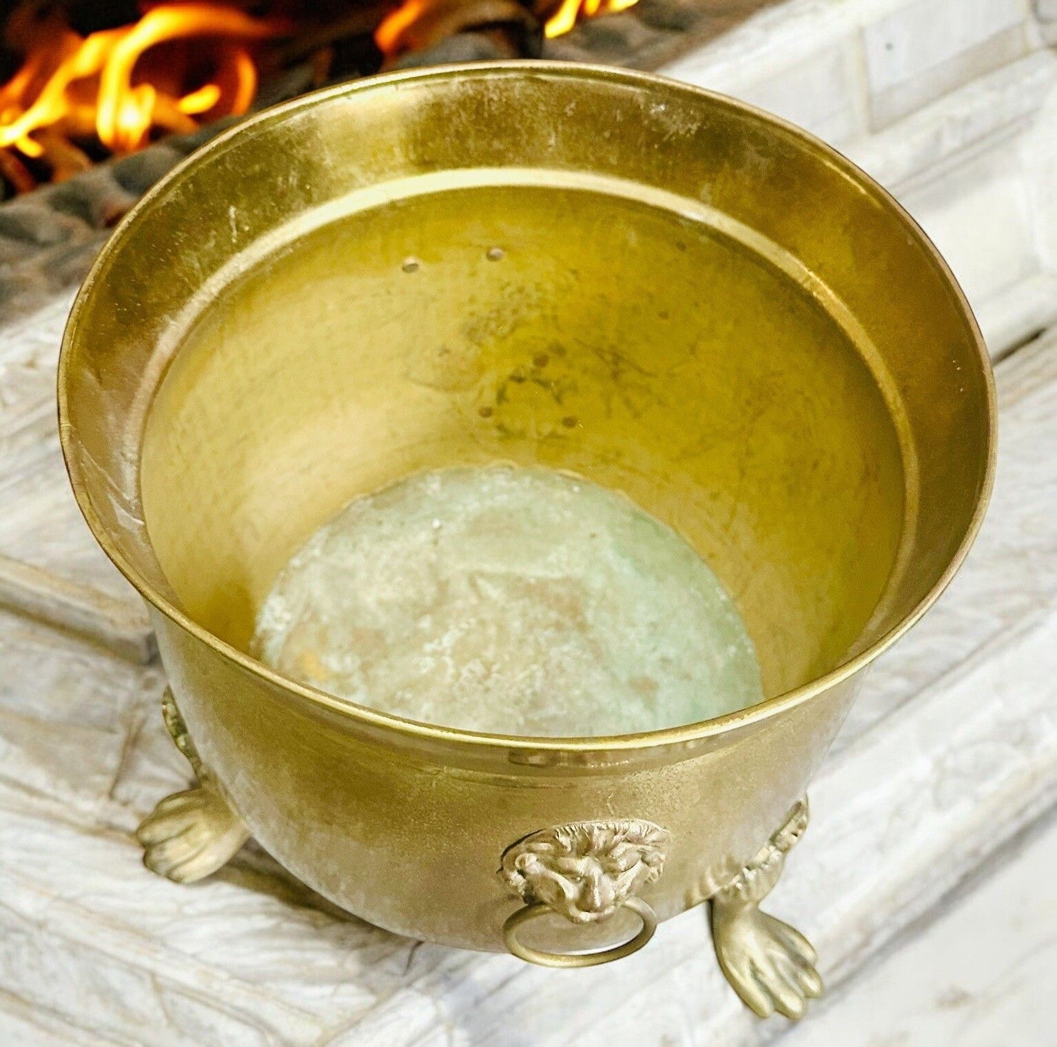 Antique Brass Claw Footed Kindling Bucket Or Planter Lion Handles photo 120.0