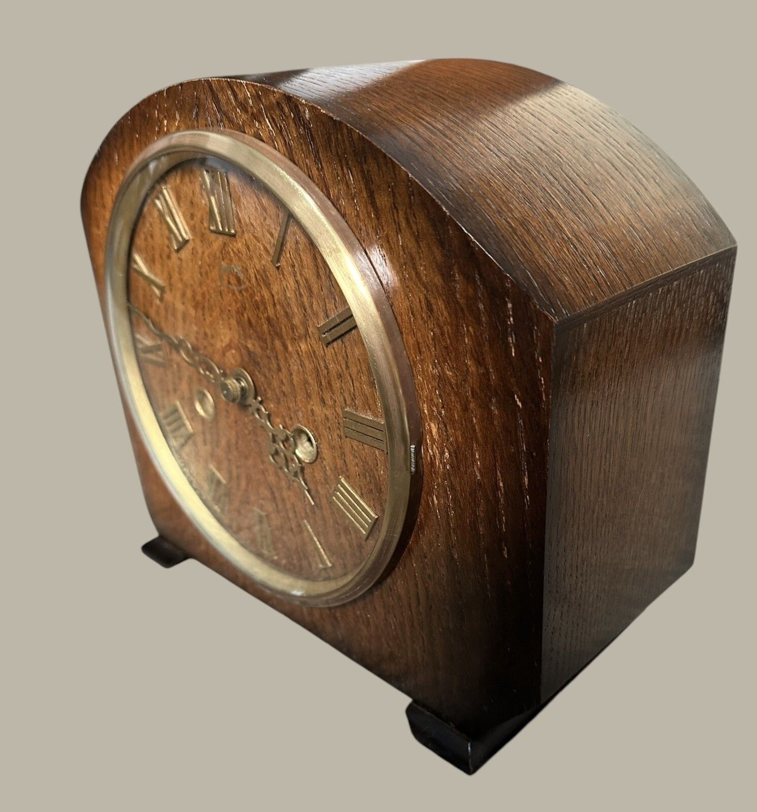Smiths Enfield Striking Hammer Mechanical Mantle Clock Oak Very Pretty photo Home Decor