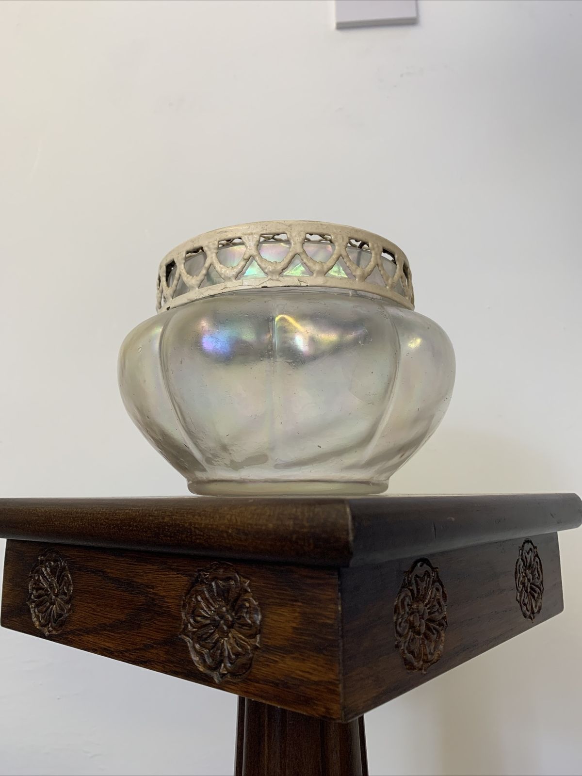 Vintage Kralik Iridescent Mother Of Pearl Glass Vase & Flower Arranger Frog photo for sale