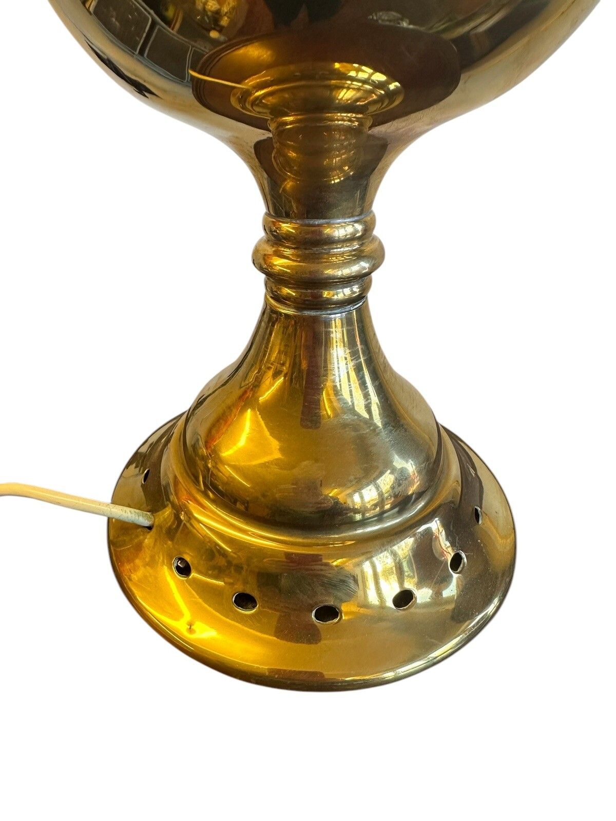 Table Lamp Antique Veritas Brass Oil Lamp British Lamp Converted To Electric photo vinterior