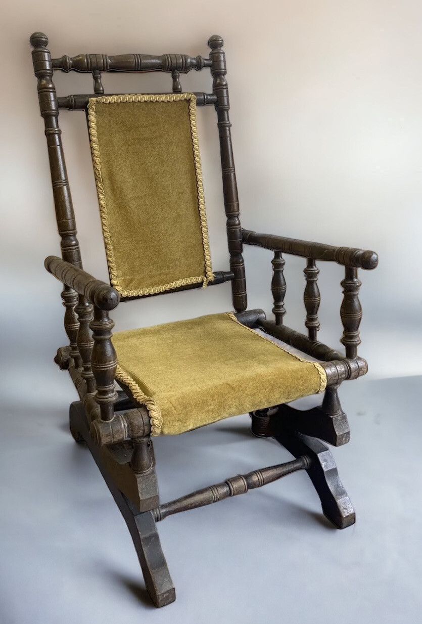 Antique Victorian Edwardian Oak Bobbing Chair Rocking Chair Child Teddy Doll￼