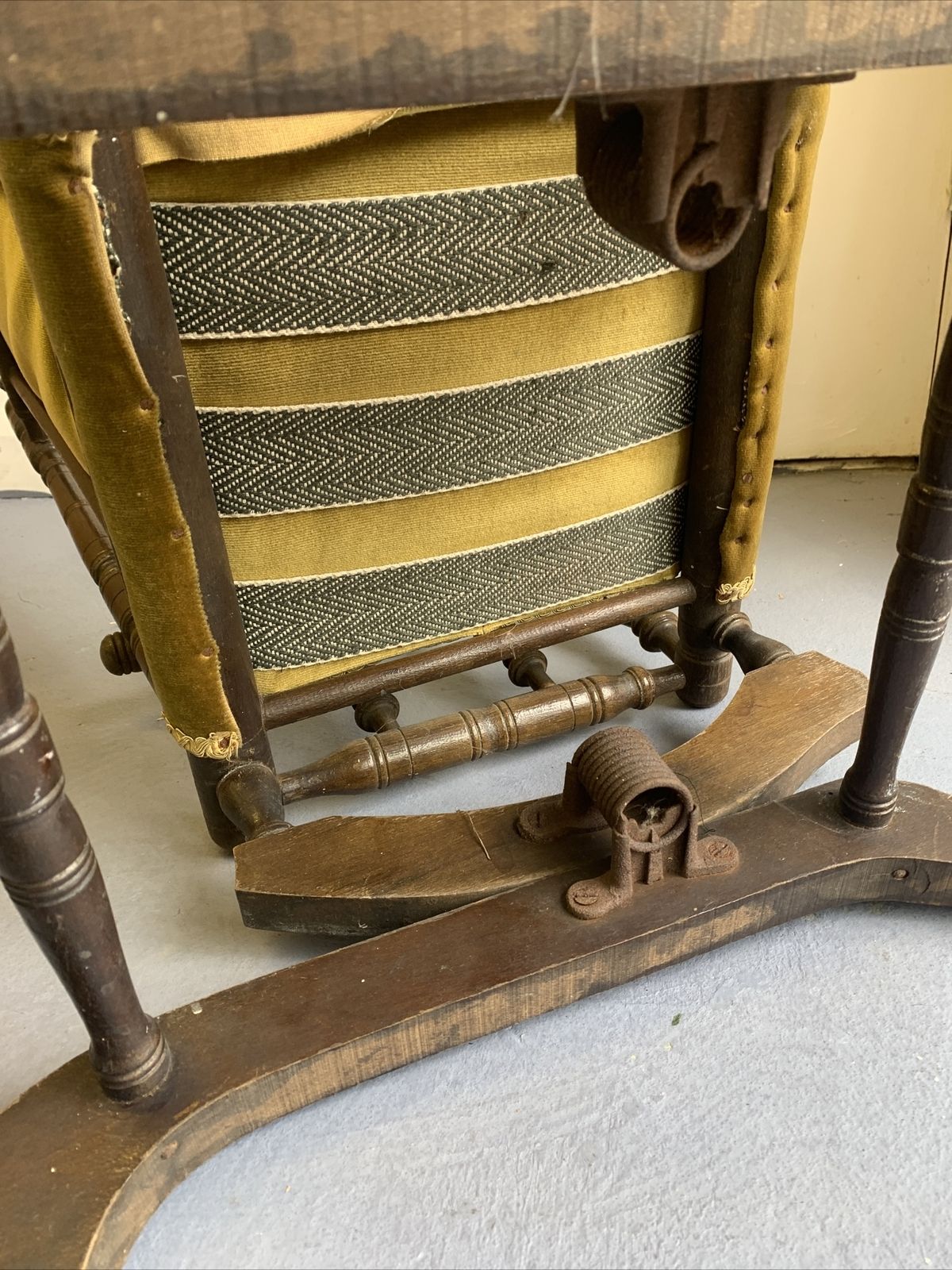 Antique Victorian Edwardian Oak Bobbing Chair Rocking Chair Child Teddy Doll￼ photo buy