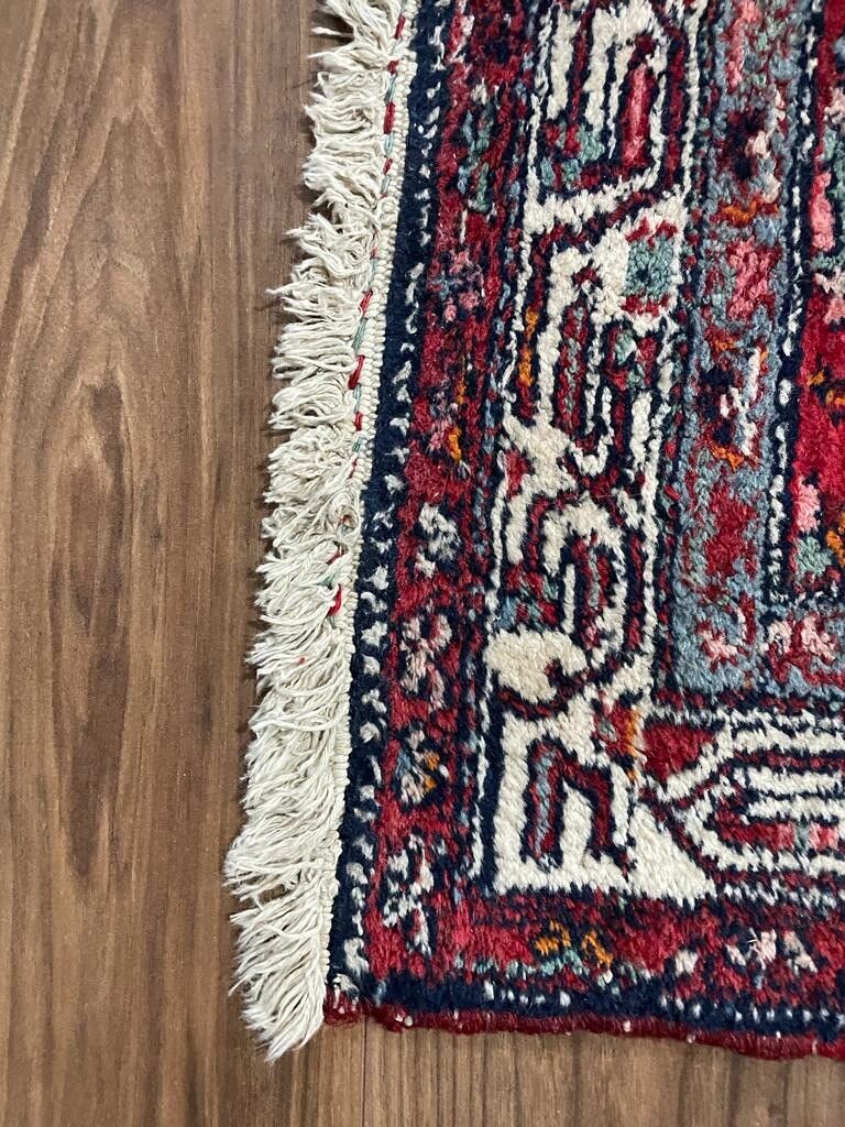 photo furniture Vintage  Antique Eastern Traditional 100% Wool Rug 156cm By 114cm R8