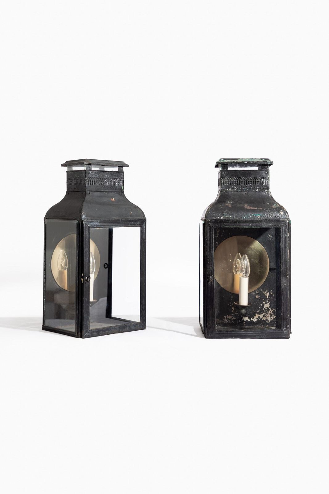 Pair Of George III Tole Painted Wall Lanterns, C.1810 photo vintage