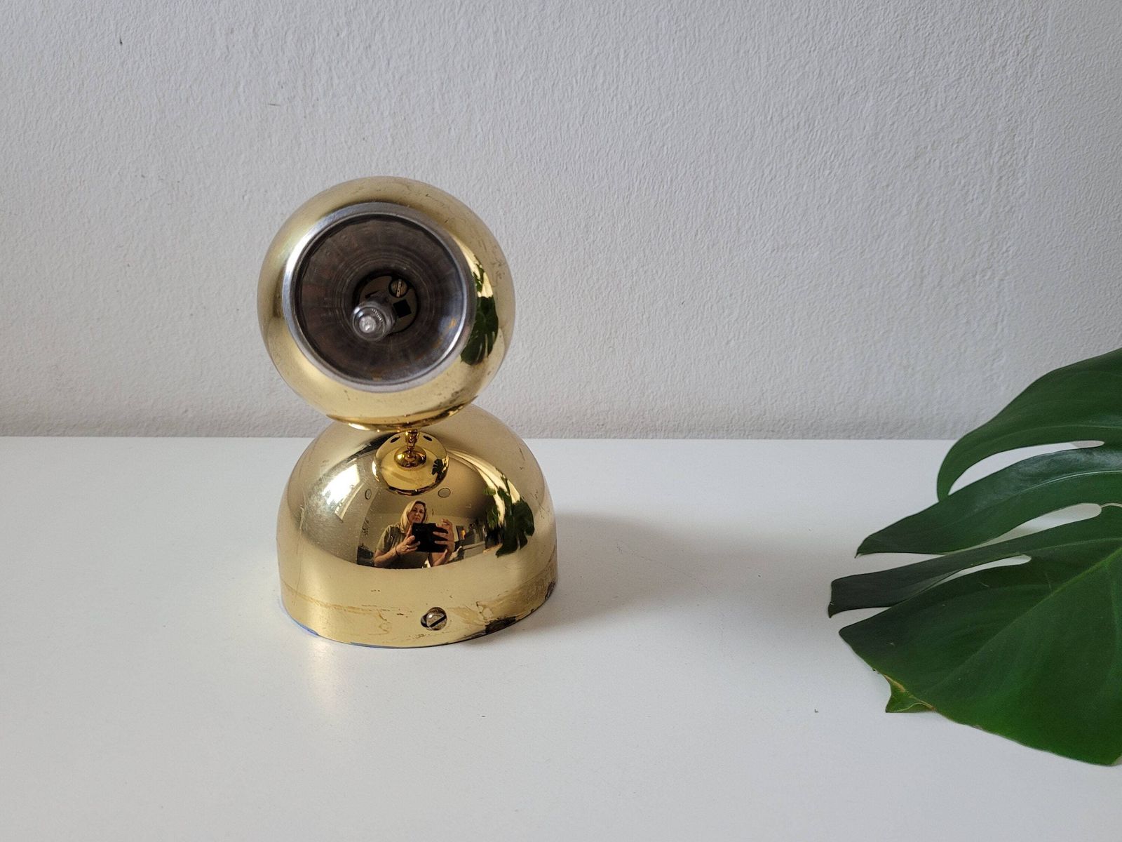 Vintage Eye Ball Lamp, Retro Wall Lamp, Brass Lamp, Golden Wall Light, 80's Lamps, Bedside Light, Holywood Regency Style, Spotlight
