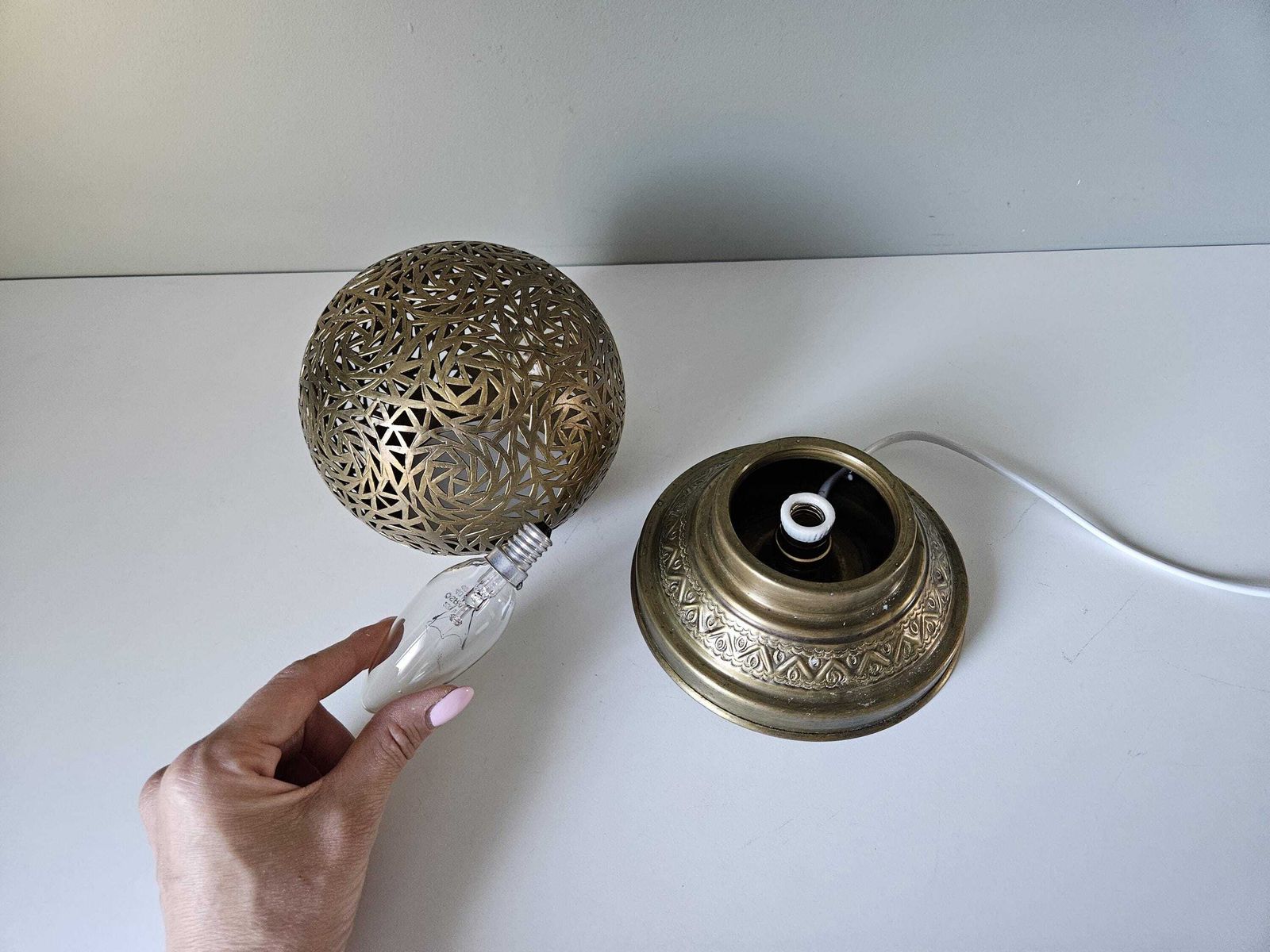 Vintage Table Lamp, Bedside Lamp, Brass Lamp, Desk Lamp, Nightstand Light, Night Light, Romantic Lamp, Golden Lamp, Magic Ball photo vinterior