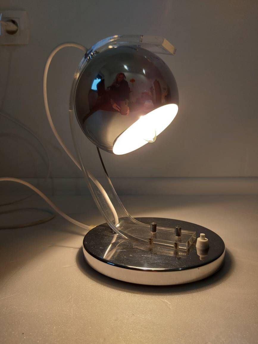 Set Of 2 Vintage Guzzini Table Lamps / Mid Century Desk Lamp / Space Age Lamp / Meblo For Guzzini Lamp / Bedside Lamp / Eyeball Lamp photo for sale