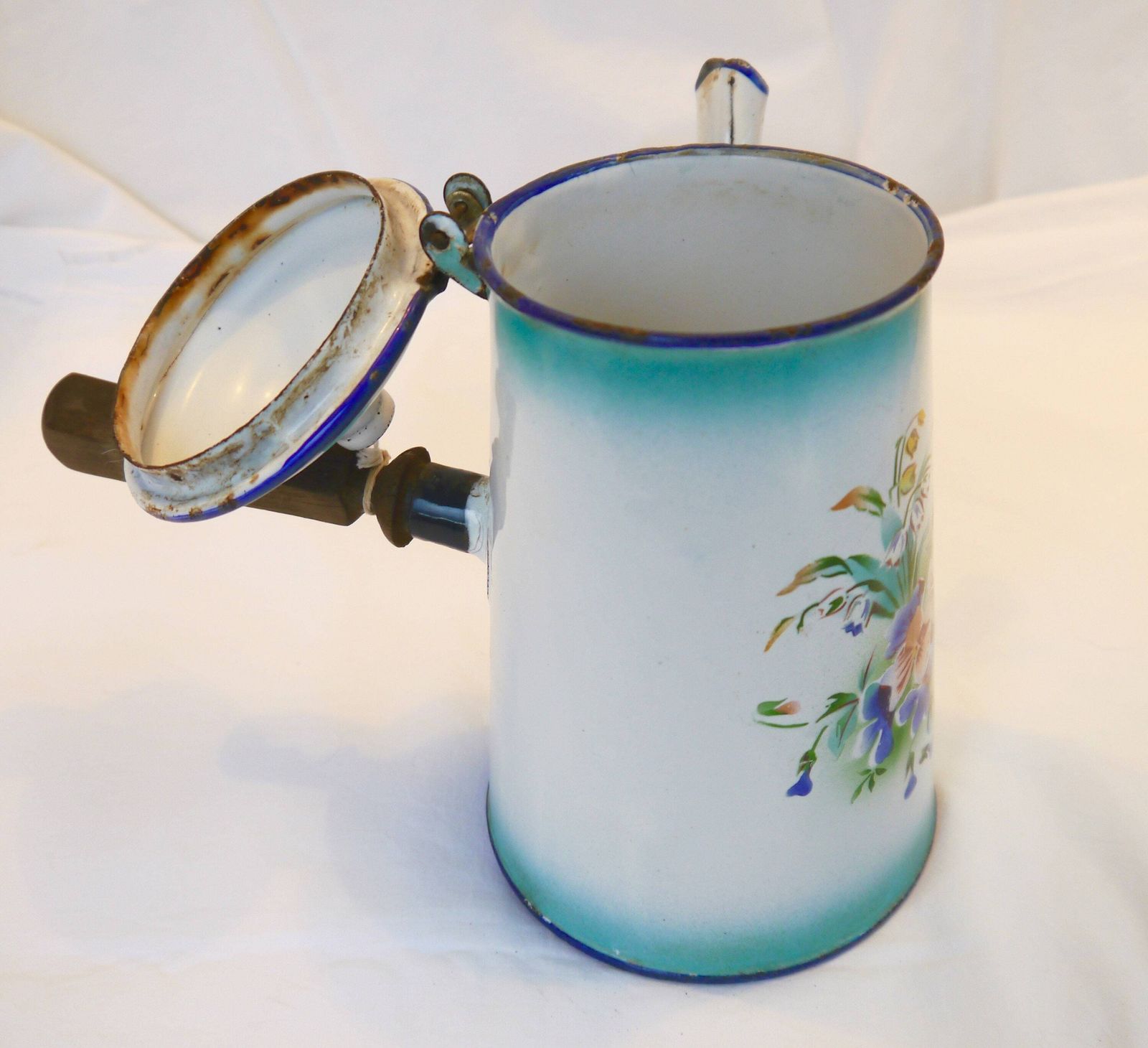 Enamel Floral Coffee Pot, French Vintage Flower Motif Coffee Pot, Enamelled Antique Cafetiere photo Home Decor