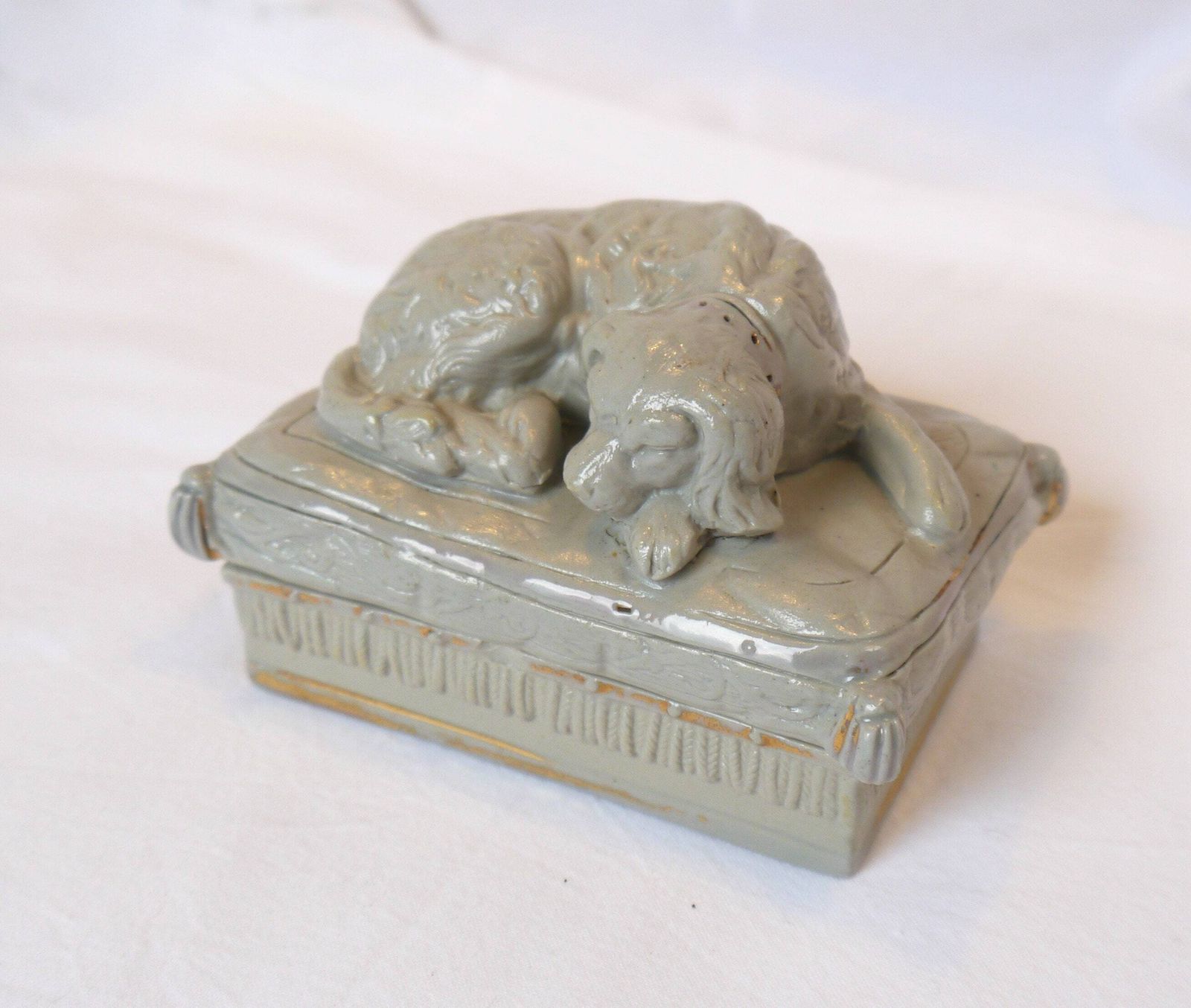 Sleeping Dog Lidded Pot, Spaniel Heavy Pottery Trinket Dish, Lidded Dish With Dog Design, Dog Ornament Dish photo Home Decor