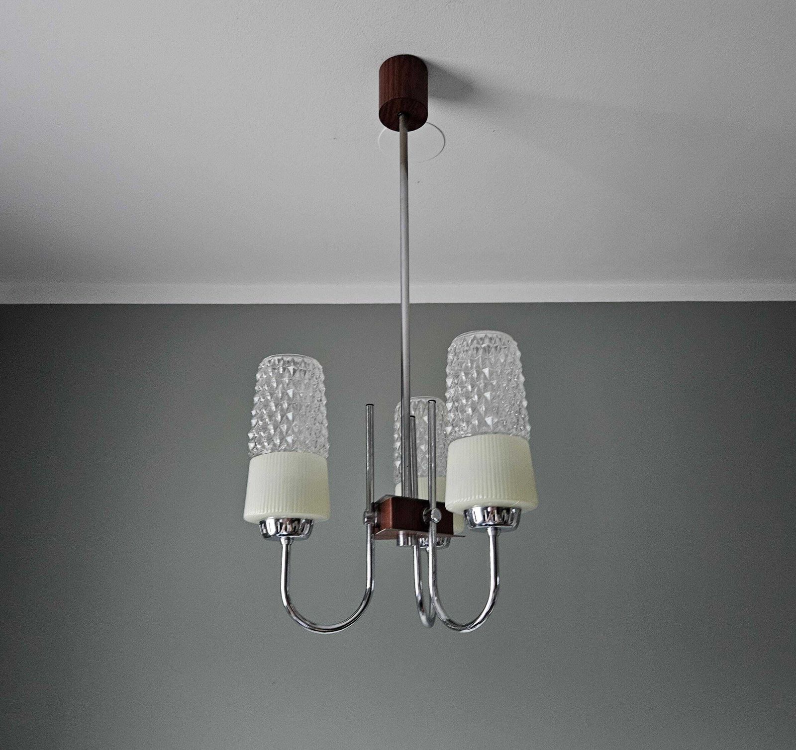Vintage Chandelier, White Crystal Pendant Light From 60's, Mid Century Modern Ceiling Lamp, Yugoslavia, Vintage Light, Mcm, Preloved Lamp