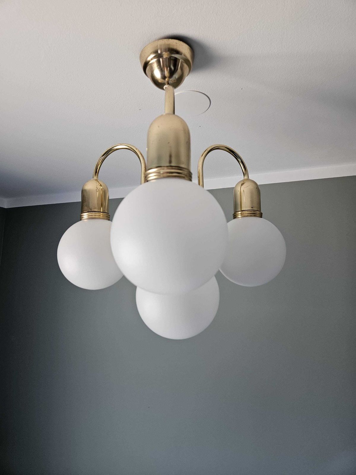 Vintage Brass Chandelier, Sputnik Pendant Lamp, Glass Globes Pendant Light, Mid Century Modern, Ceiling Light, Hollywood Regency Style 70's photo Lighting
