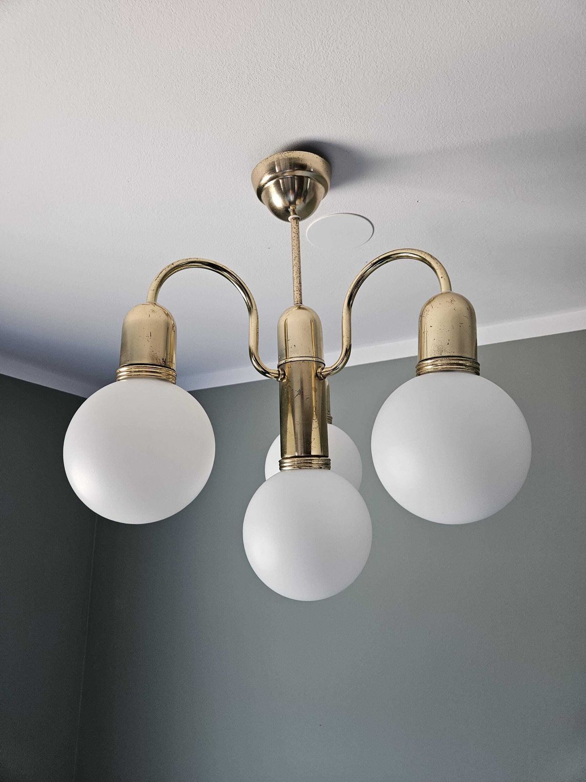 Vintage Brass Chandelier, Sputnik Pendant Lamp, Glass Globes Pendant Light, Mid Century Modern, Ceiling Light, Hollywood Regency Style 70's photo vintage