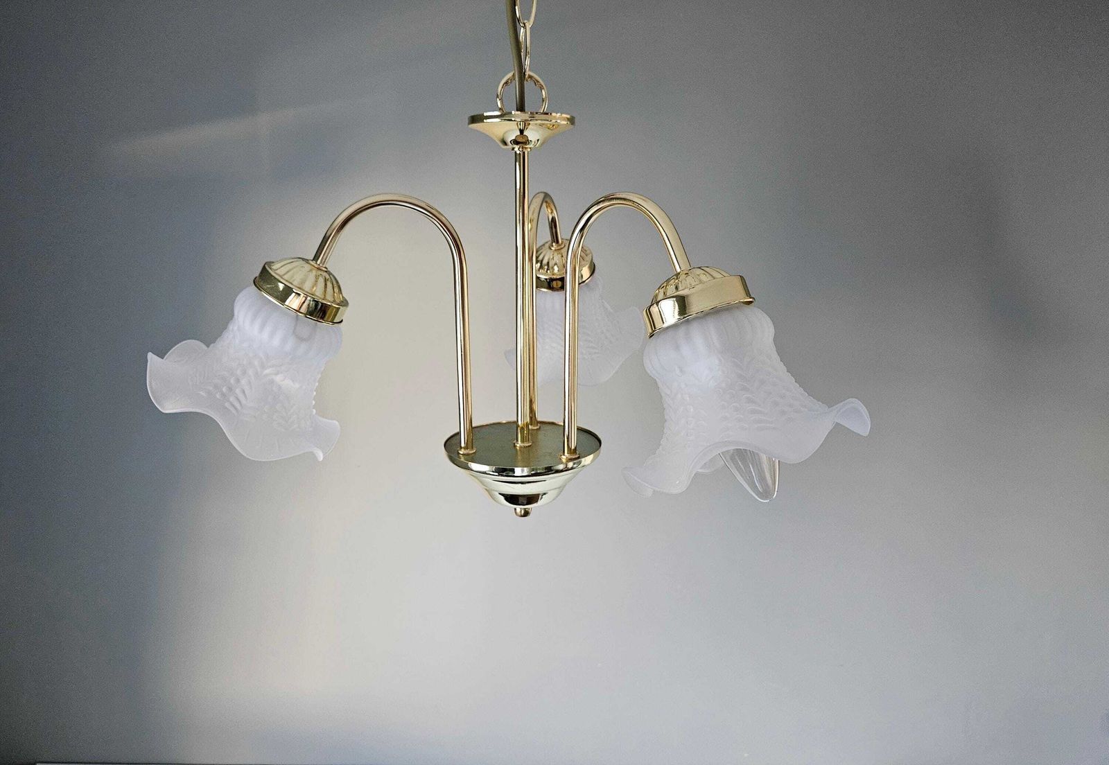 Vintage Chandelier, Brass Chandelier With Frosted Glass Tulip Lampshades, Pendant Lamp, Gold Light Fixture, Hollywood Reegency Style photo for sale