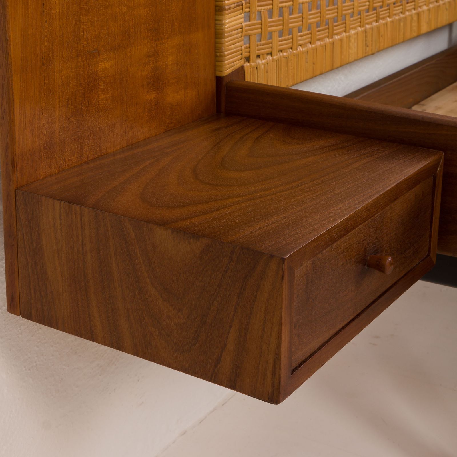 photo vinterior Hans J. Wegner Single Bed In Teak And Cane For Getama, Denmark, 1960s