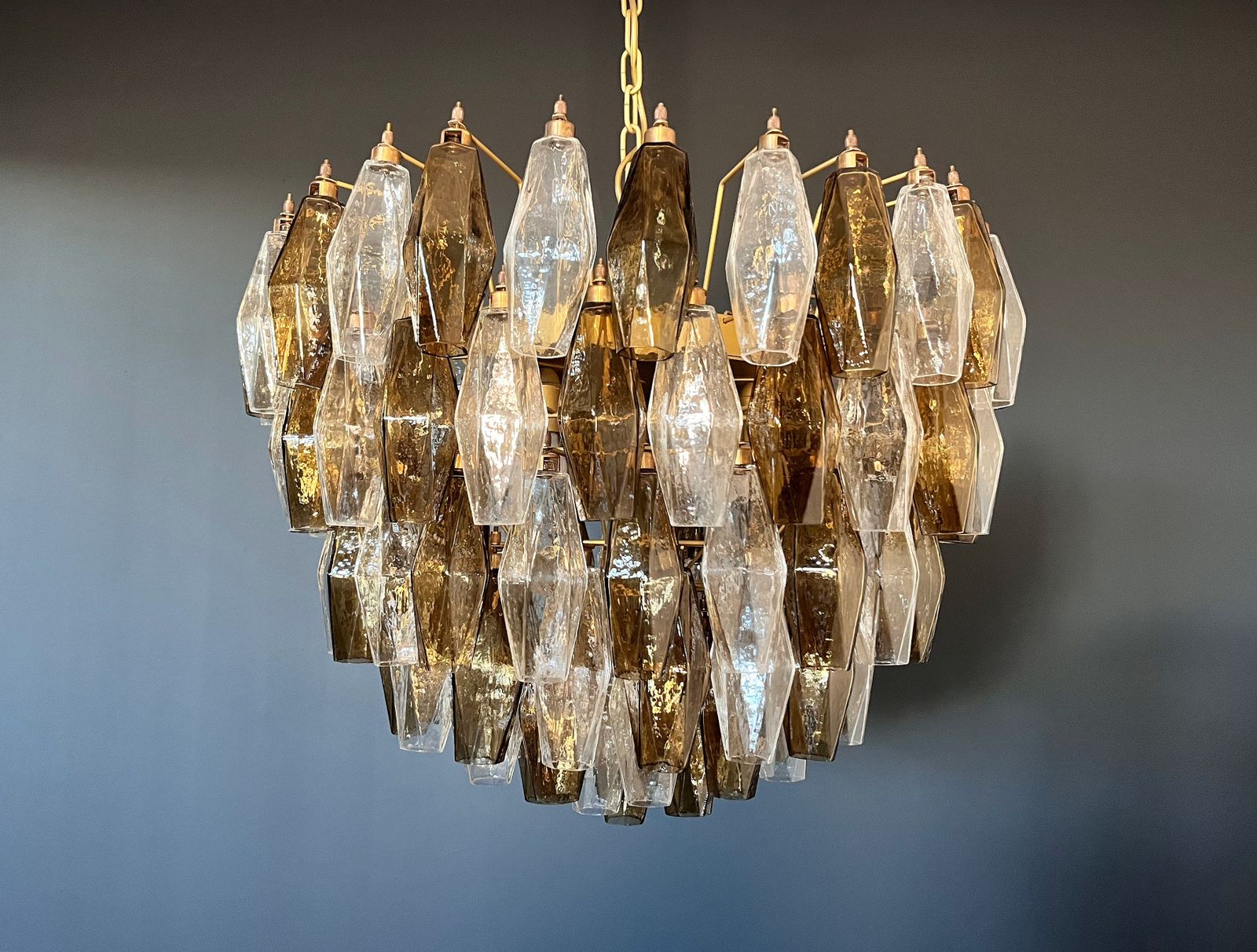 Amazing Murano Glass Candelier – 111 Clear And Smoked Poliedri