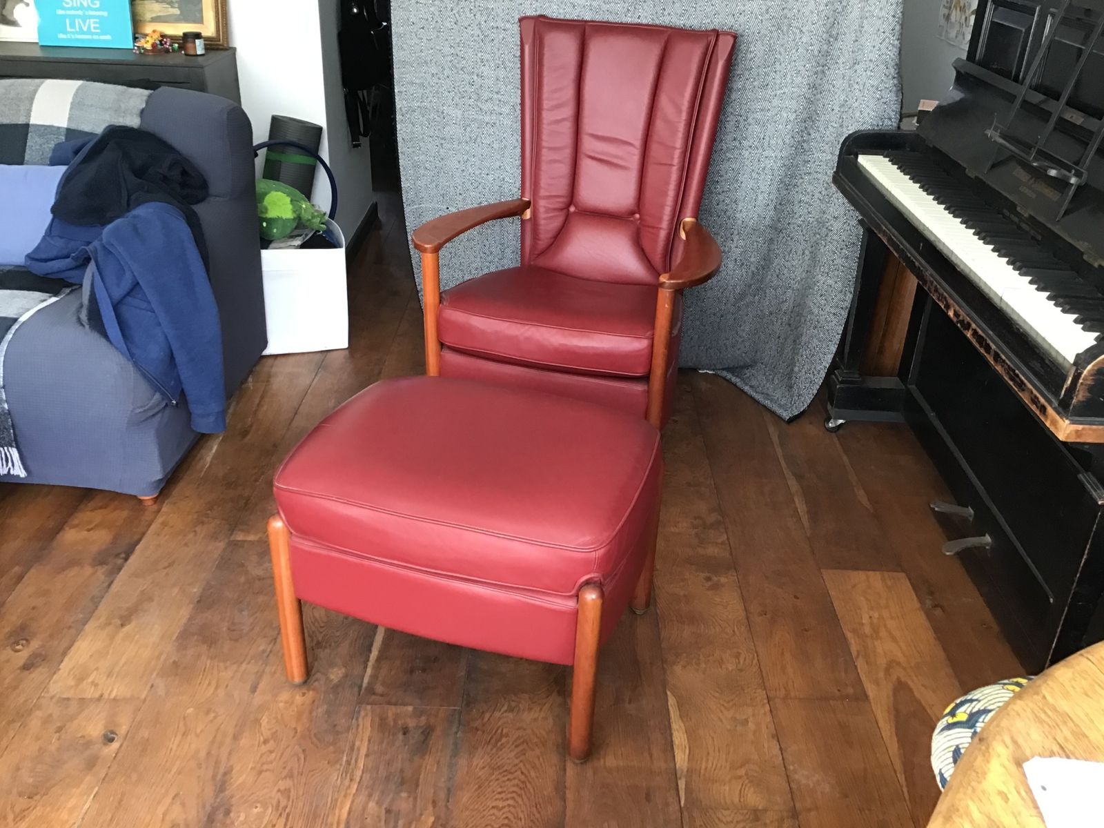 Poltrona Frau Mirabella photo Furniture