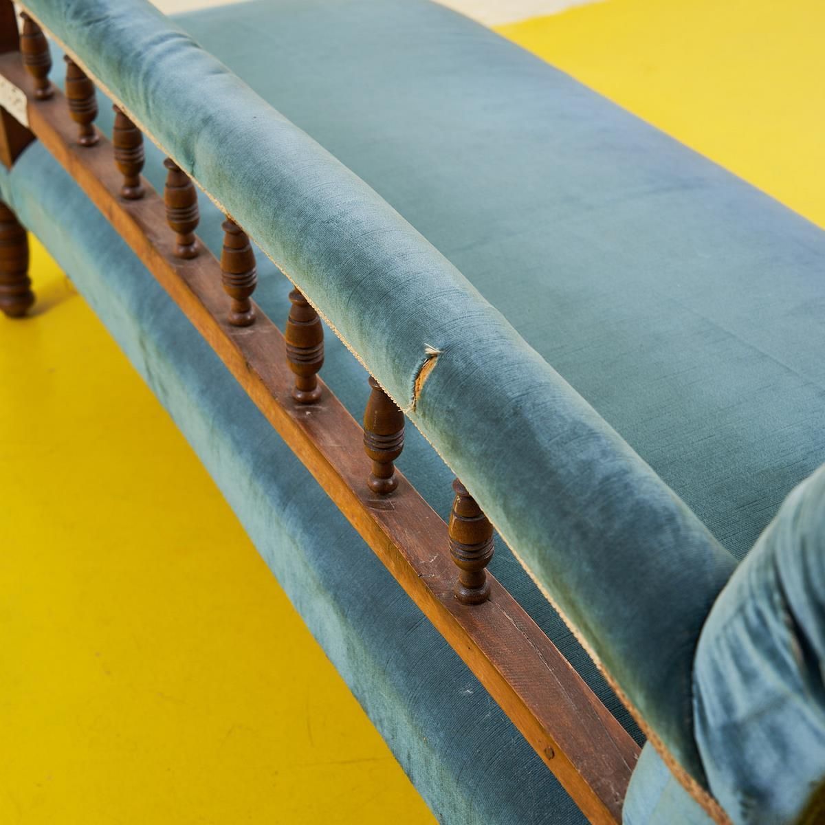 Wooden And Velvet Daybed Sofa, 1800s photo vintage