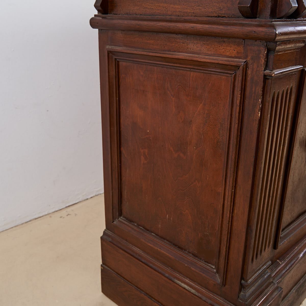 photo furniture Solid Wood Sideboard