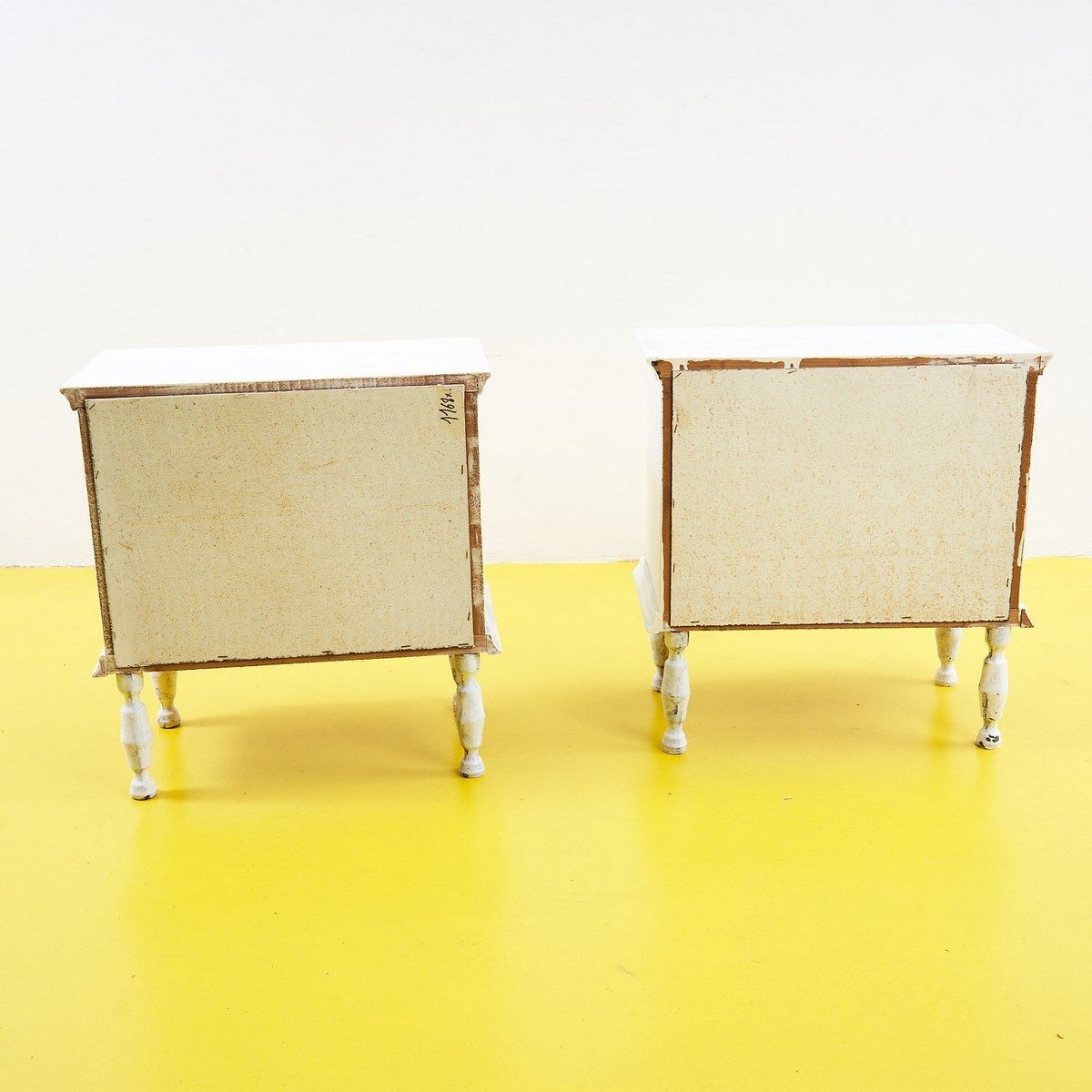 Pair Of White Vintage Nightstands photo vinterior