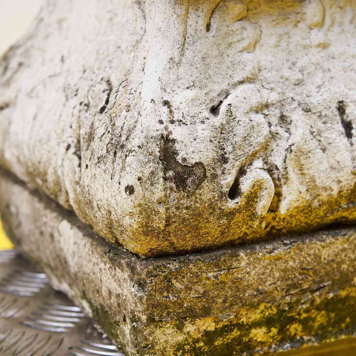 50's Garden Statue In Concrete And Marble Dust photo vinterior