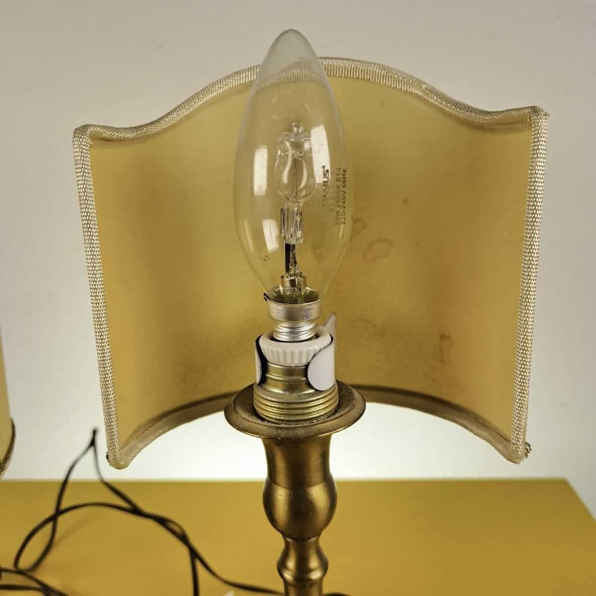 Pair Of Vintage Lamps With Metal Base photo 58.0