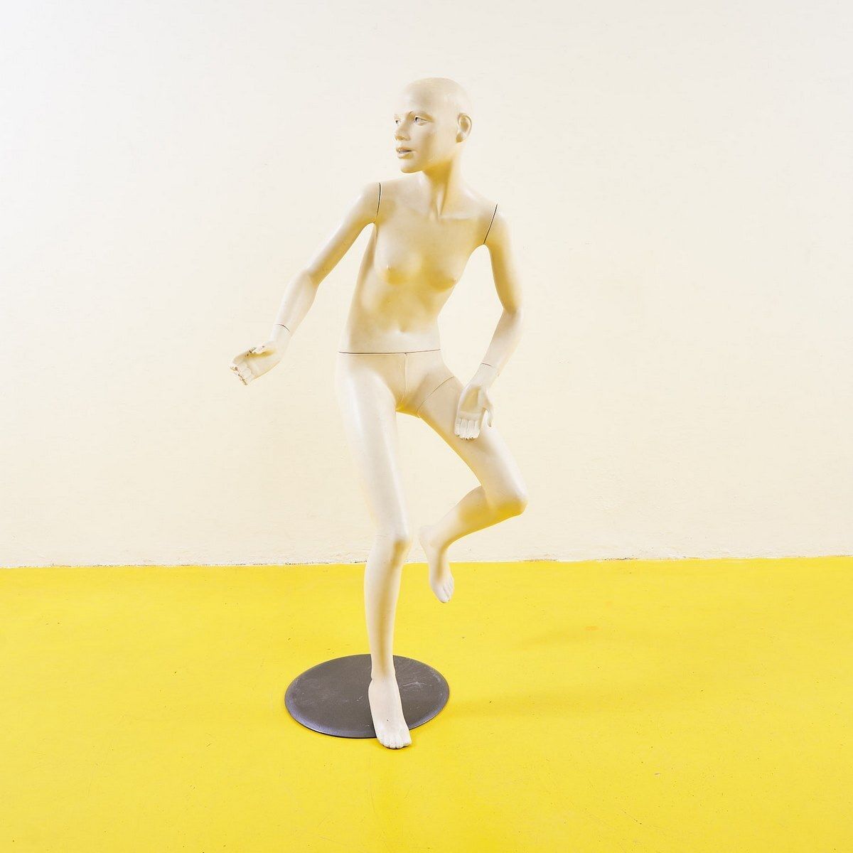 Vintage Design Girl Mannequin From The 70s/80s
