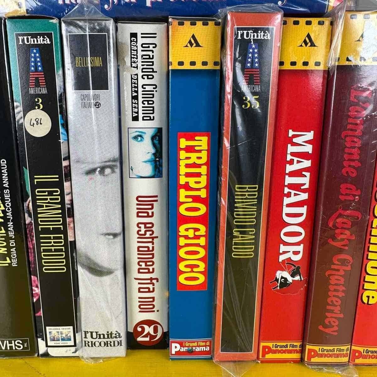 Vintage Vhs Movie Lot, 22 Pieces photo 56.0