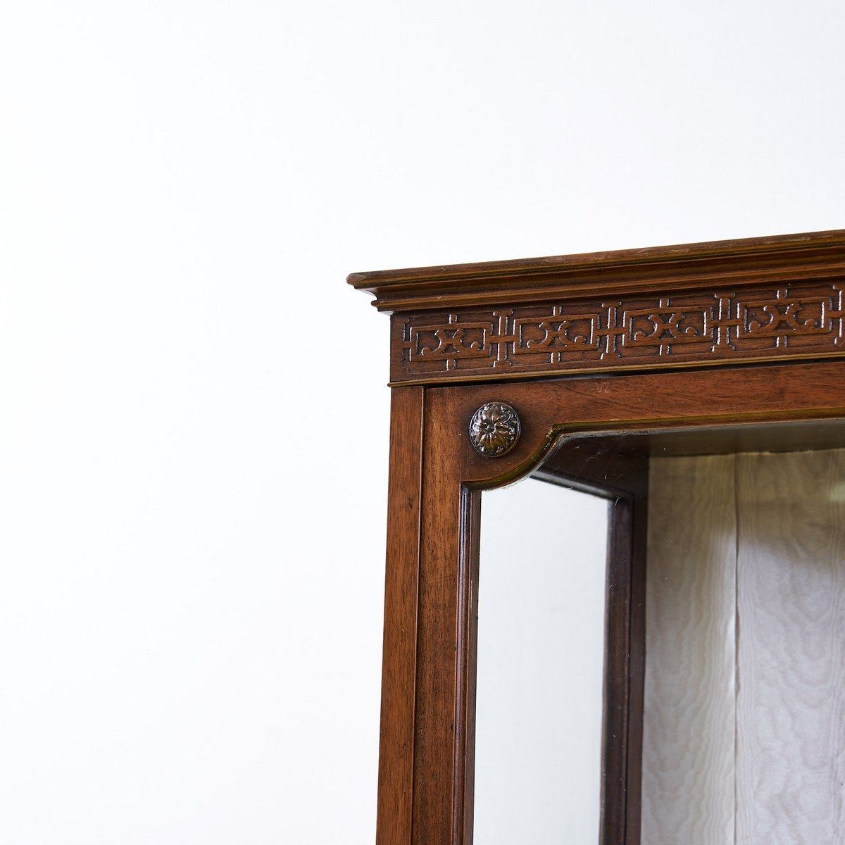 50's Wooden Display Case, 1950s photo vinterior