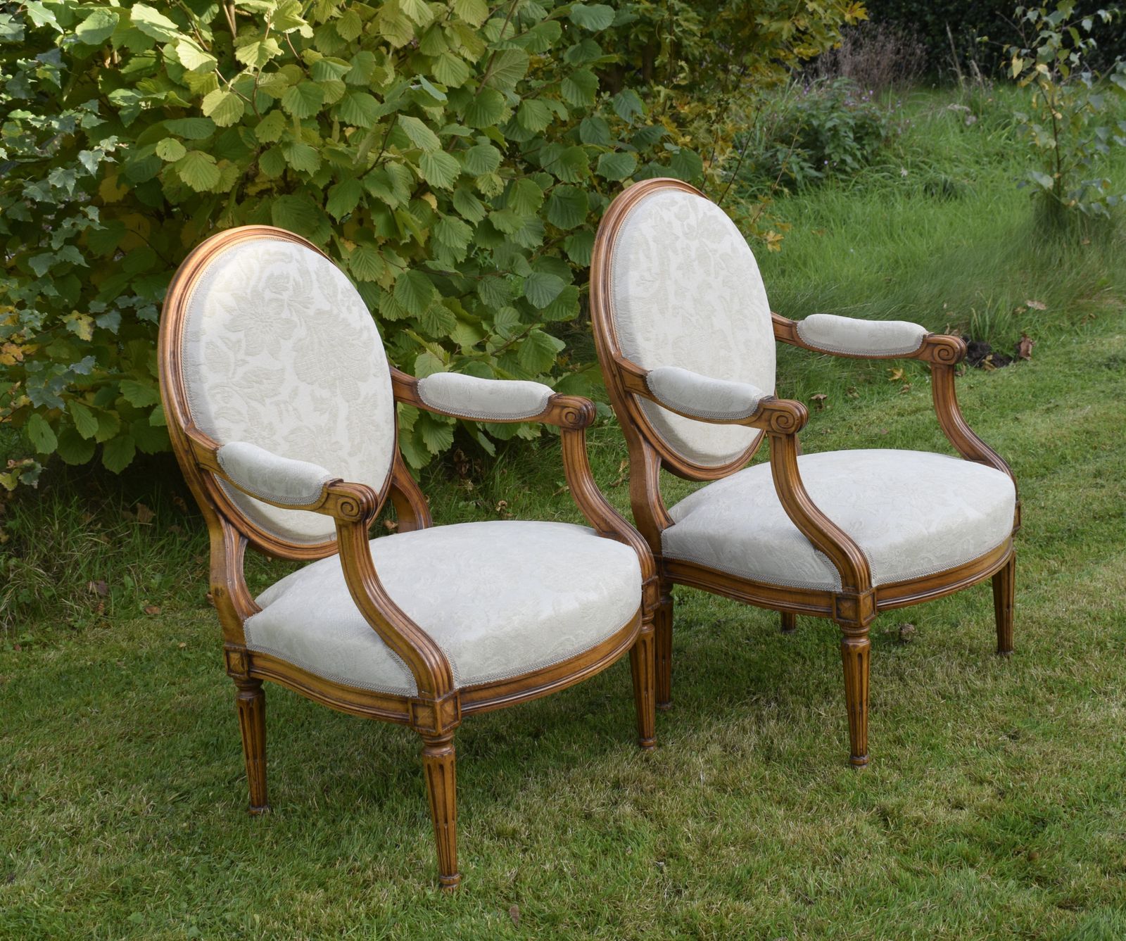 photo vinterior Pair Of French Open Armchairs, 1920s