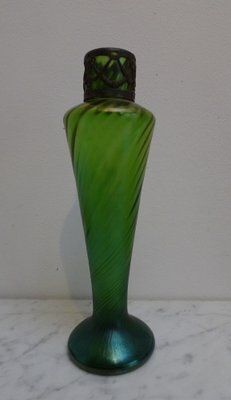 Art Nouveau Irisdescent Art Glass Vase