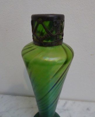 Art Nouveau Irisdescent Art Glass Vase photo 309.0
