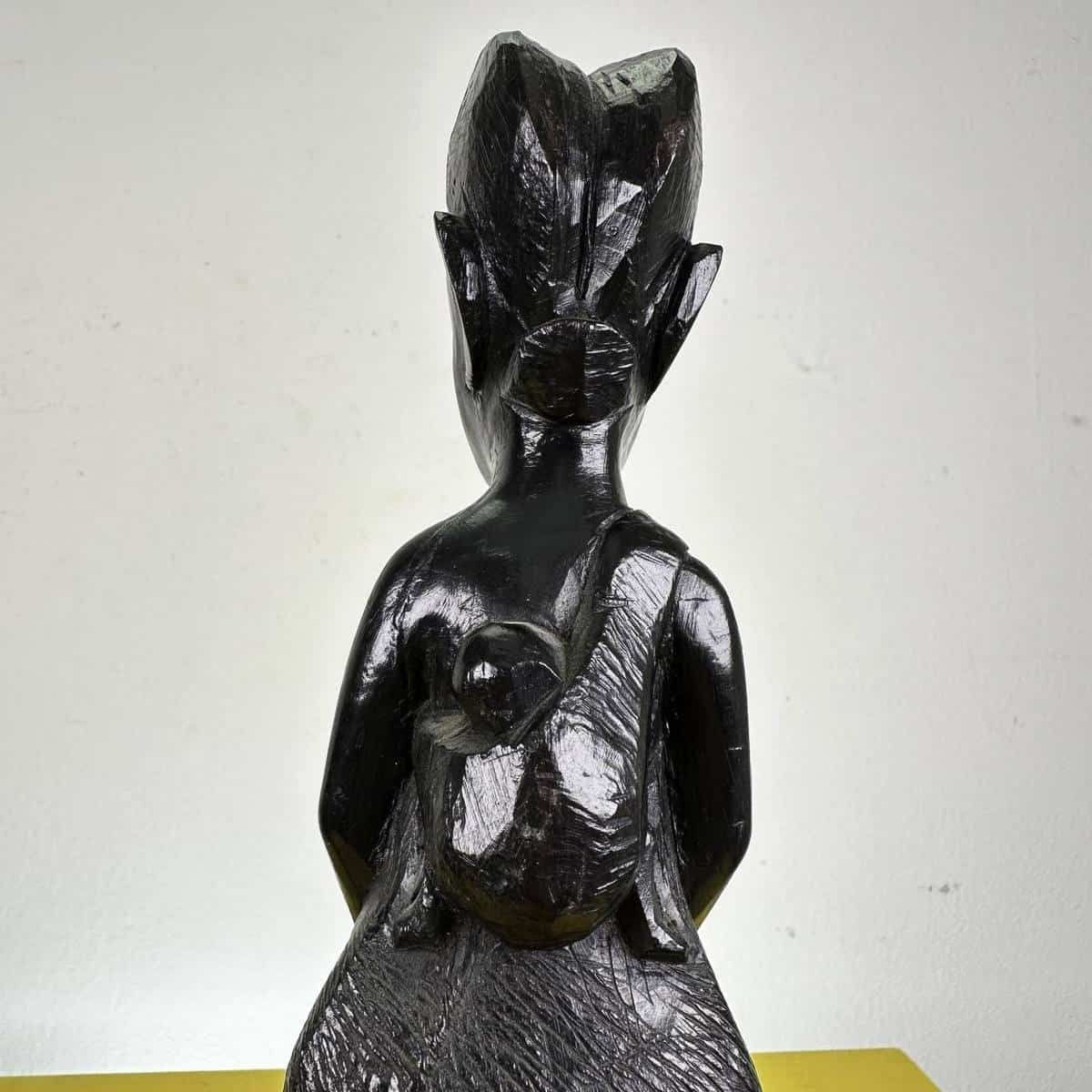 Pair Of Ethnic Statues Carved In Wood photo 67.0