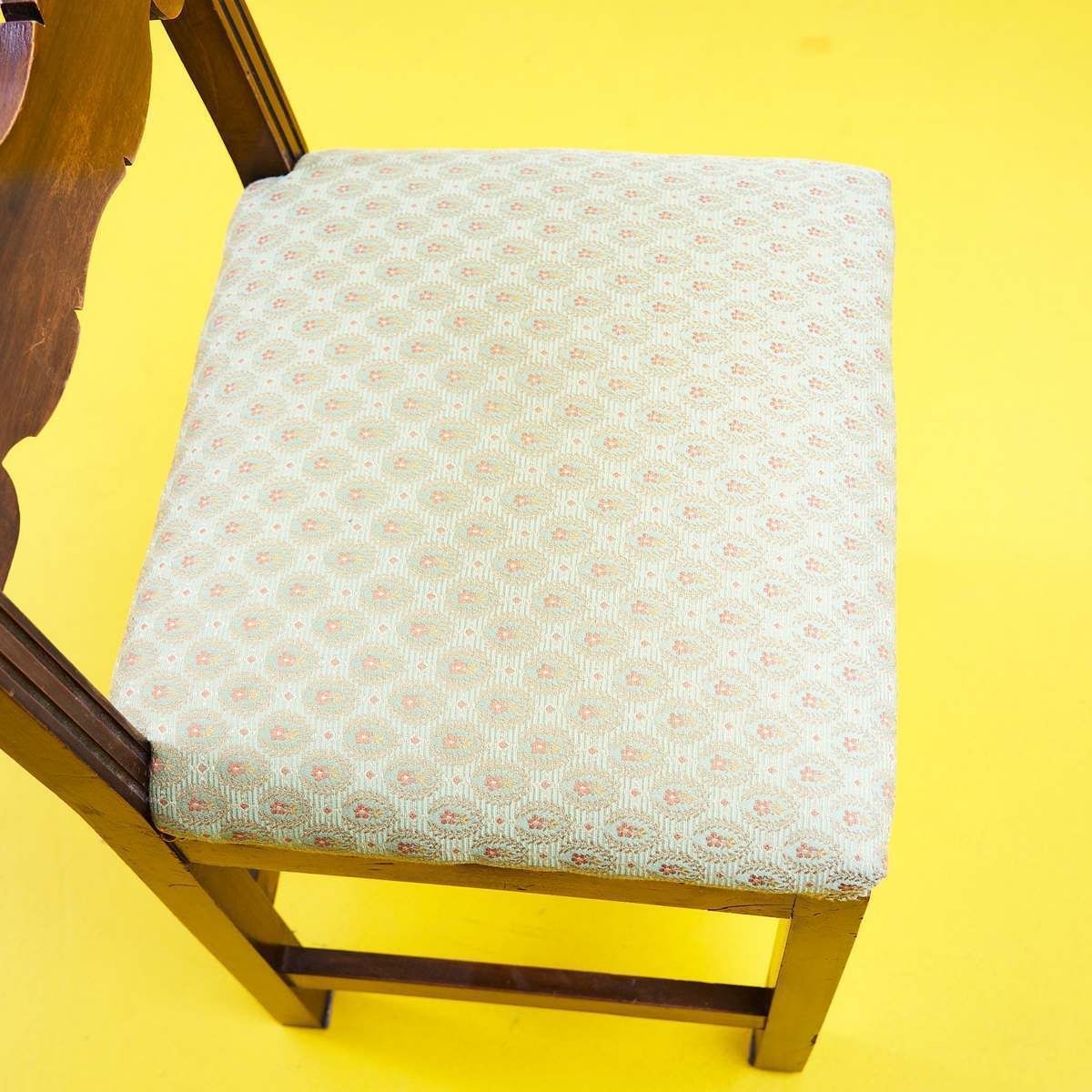 Vintage Wooden Chair, 1970s photo vinterior