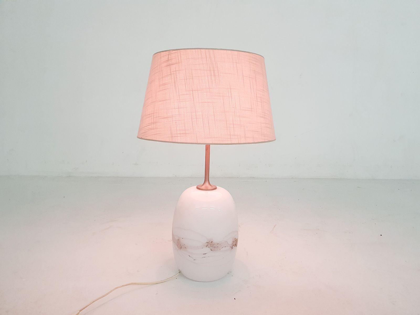 Michael Bang "Sakura" Glazen Tafellamp Voor Holmegaard, Model 388, Denemarken 1984 photo furniture