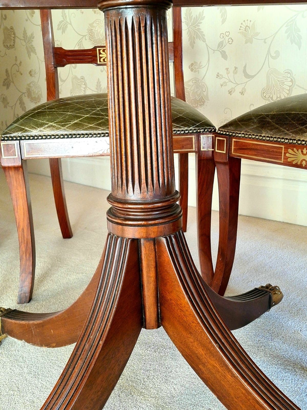Beautiful Regency Style Mahogany And Leather Dining Table And Chairs (4seat) photo 800.0