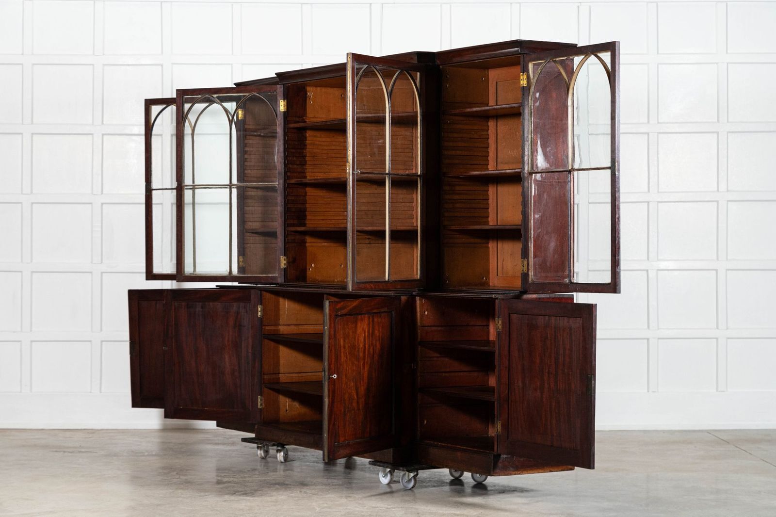 Monumental English Early 19thc Astral Arch Glazed Mahogany Breakfront Bookcase photo vinterior