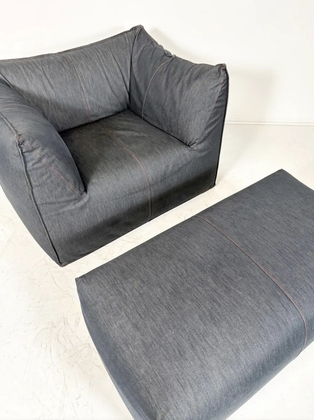 “Le Bambole” Armchair And Ottoman By Mario Bellini, Italy, 1970s photo vintage