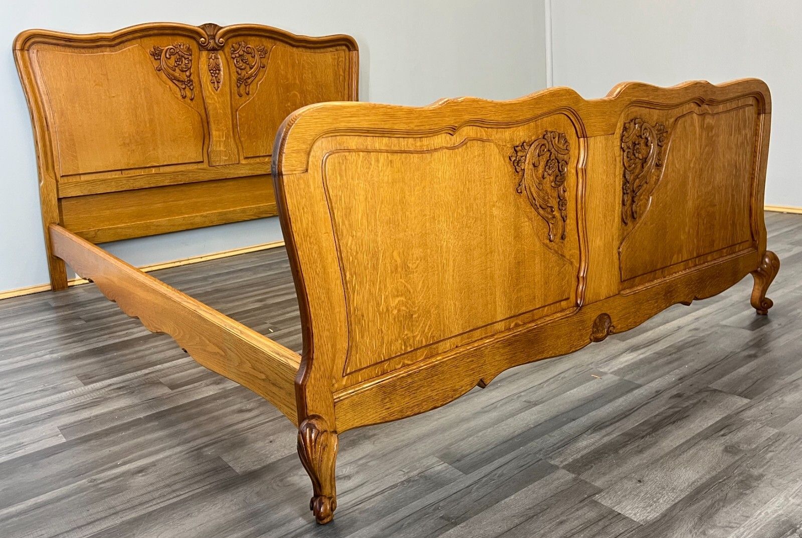 Antique French Louis XV Carved Double Bed Frame Vintage – Lot 3662 photo vinterior