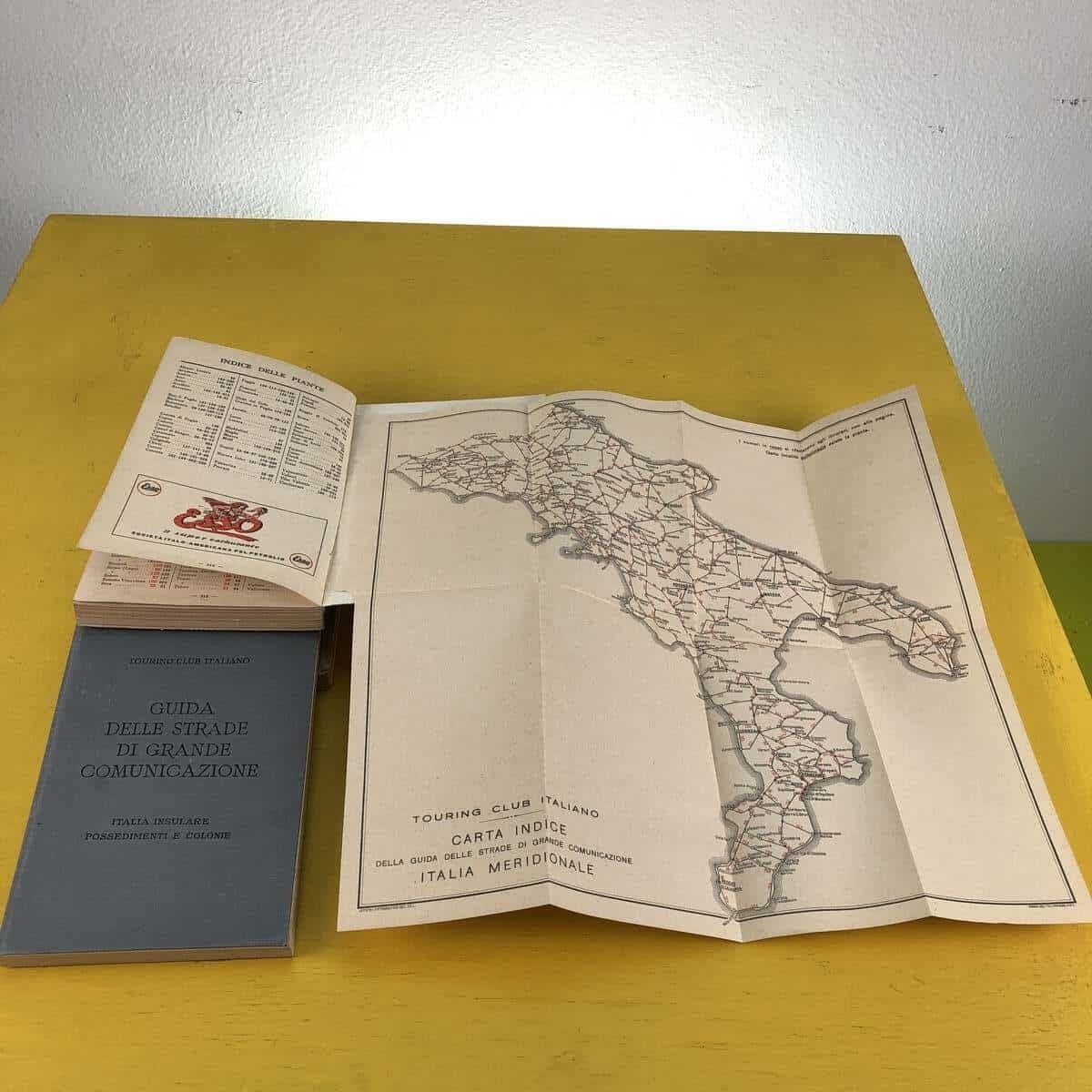 Guide Books Of The Italian Major Communication Roads Of The 30s, 3 Pieces photo buy