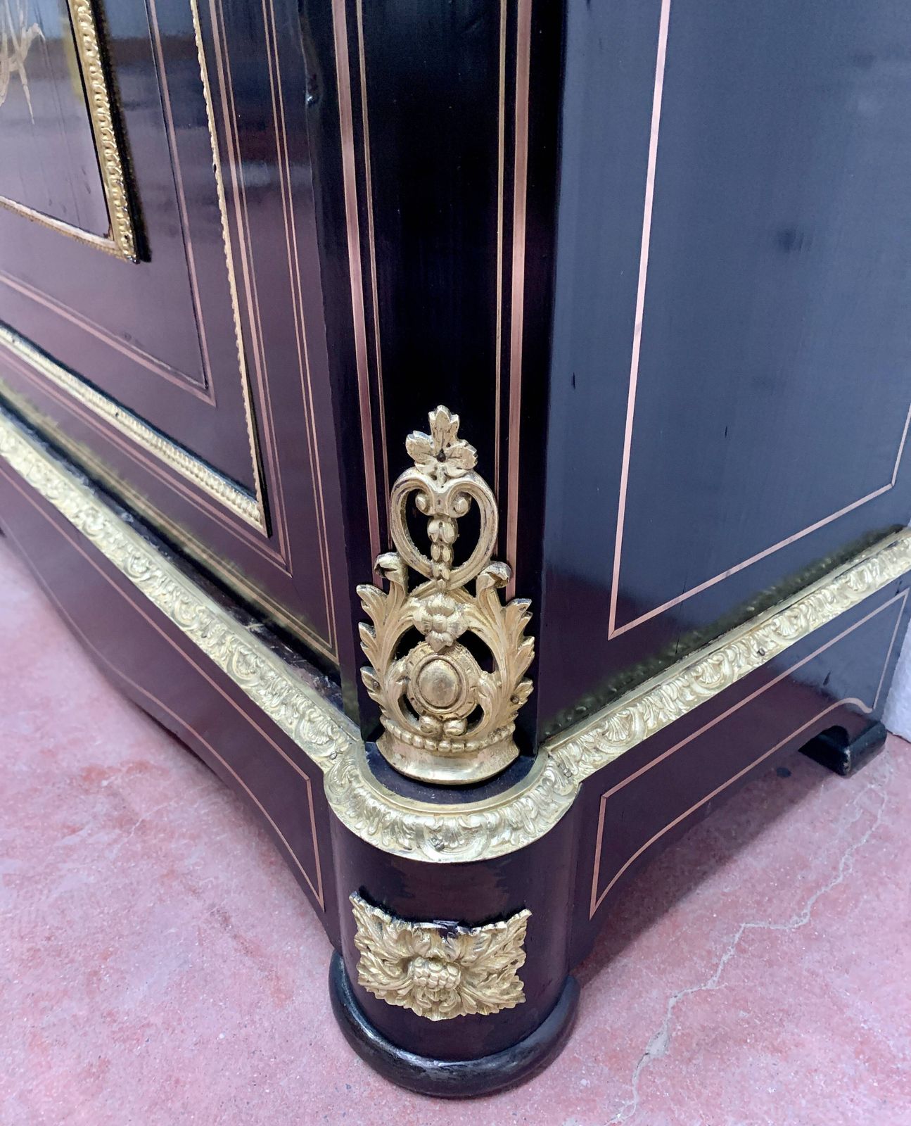 photo vintage Napoleon III Wood And Brass Marquetry Sideboard 19th Century