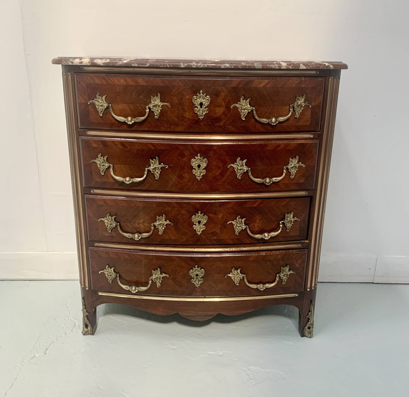 20th Century Rosewood And Mahogany Chest Of Drawers photo furniture