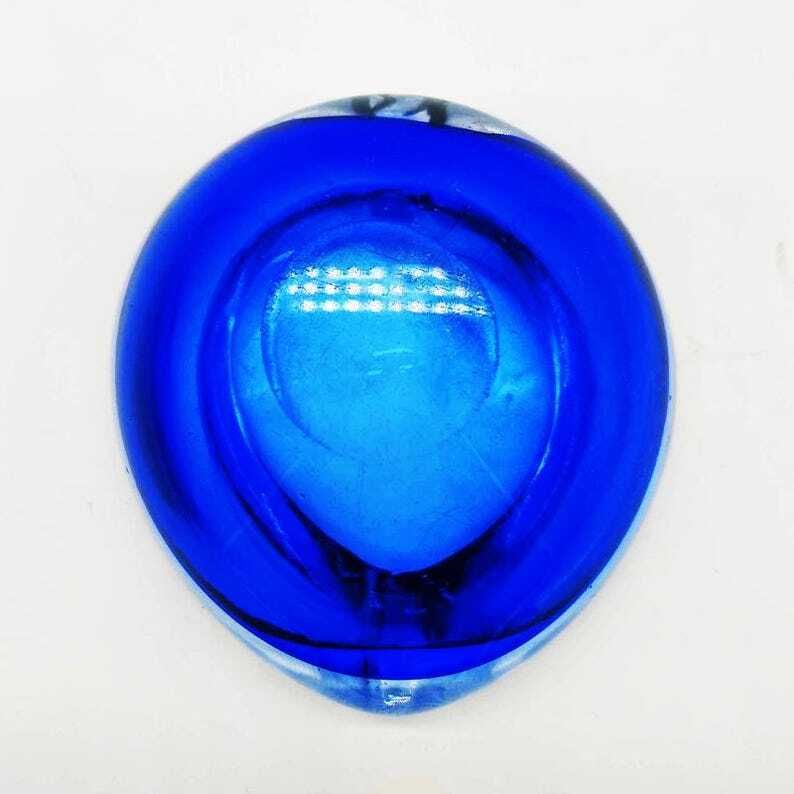 1960s Sunning Heart Shaped Ashtray Or Catch All In Murano Glass By Flavio Poli For Seguso. Made In Italy. photo buy