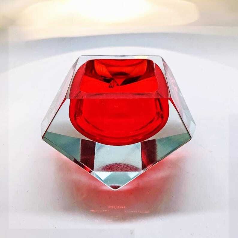 1960s Stunning Red Ashtray Or Catch All In Murano Glass By Flavio Poli For Seguso. photo buy