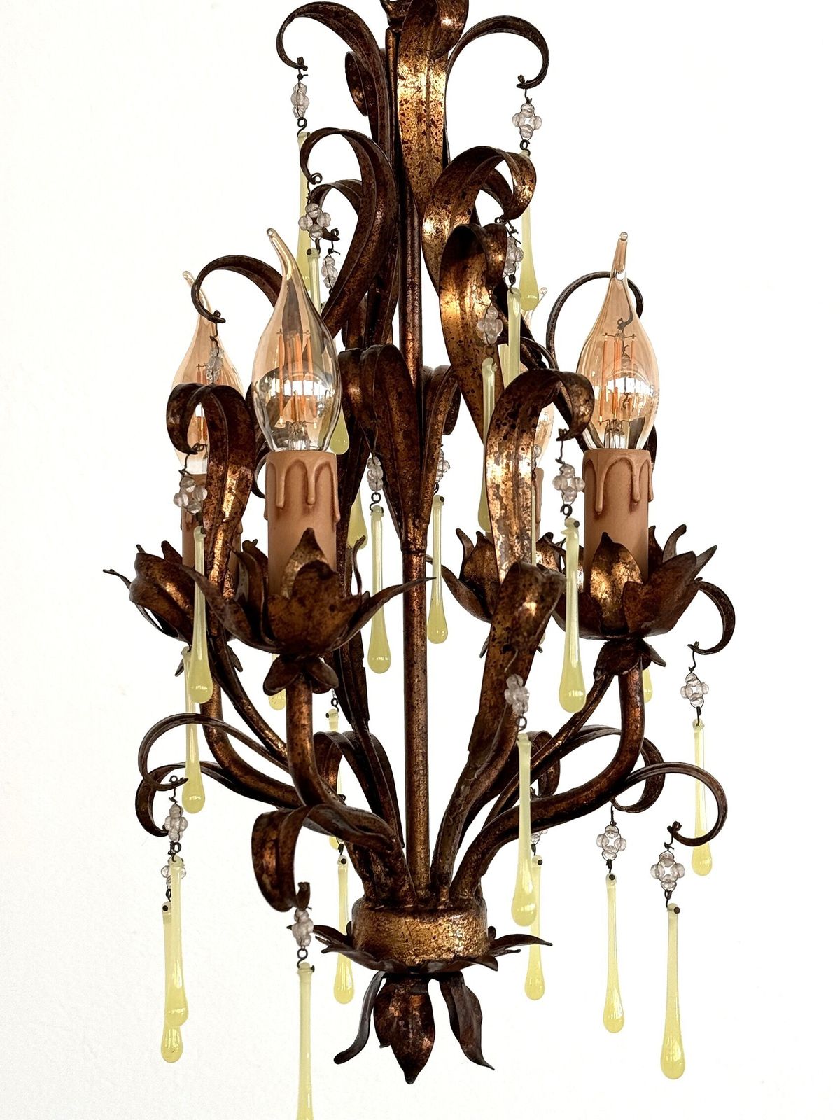 photo vinterior Italian Mid Century Murano Glass Gilt Chandelier With Yellow Glass Drops, 1960s