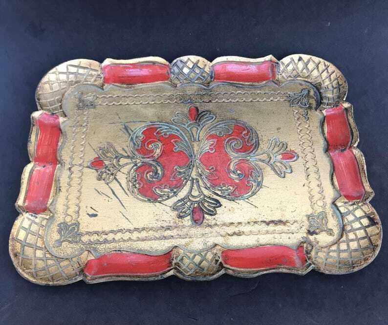 Florentijns Rechthoekig Dienblad, Rood En Verguld, Italiaans Jaren 60 Dienblad In Florentijnse Stijl, Handversierd, Serveerblad photo Woonaccessoires